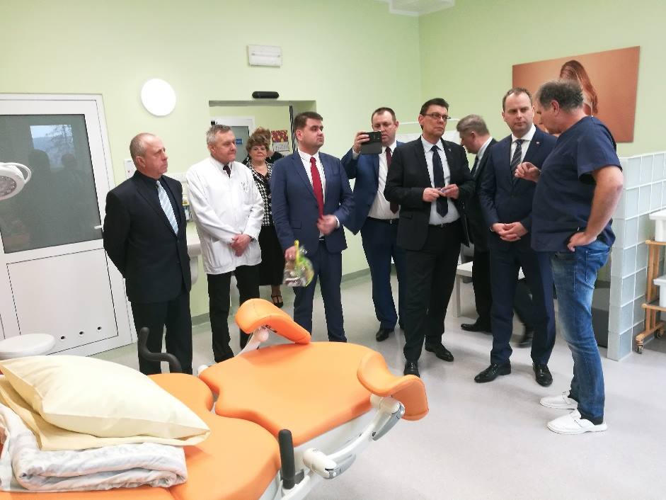 Prezentacja sprzętu medycznego na nowym oddziale ginekologicznym w Szpitalu Gminnym w Bogatyni, fot. duw.pl